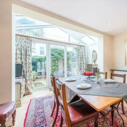 Image 3 - South Lodge, 9a Clareville Grove, London, SW7 3RA, United Kingdom - House for rent