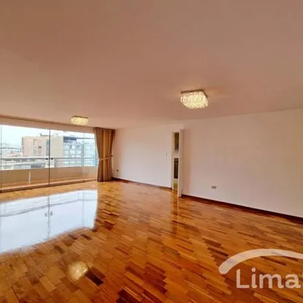 Buy this 3 bed apartment on Clínica Good Hope in Balta Boulevard 956, Miraflores