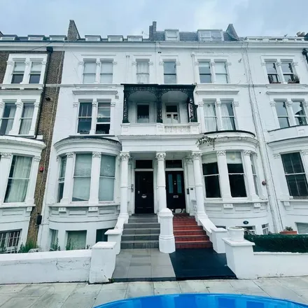 Rent this 1 bed townhouse on 138 Sinclair Road in London, W14 0NL