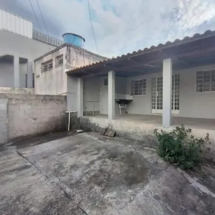 Image 2 - Rua Lagoa da Prata, Divinópolis - MG, 35503-822, Brazil - House for rent