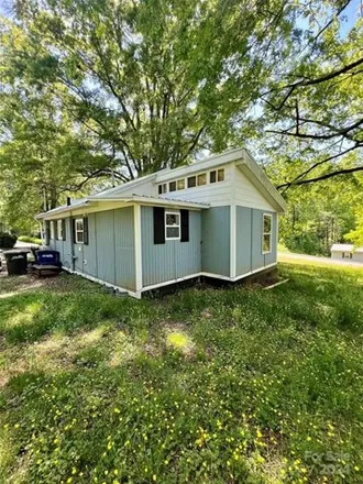 Image 3 - 1442 School Street, Statesville, NC 28677, USA - House for sale