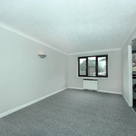 Rent this 1 bed apartment on Boston Manor in Boston Manor Road, London