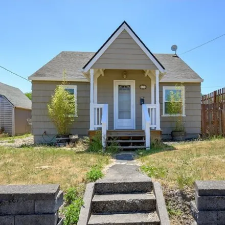 Buy this 3 bed house on 242 Southwest Madison Street in Sheridan, Yamhill County