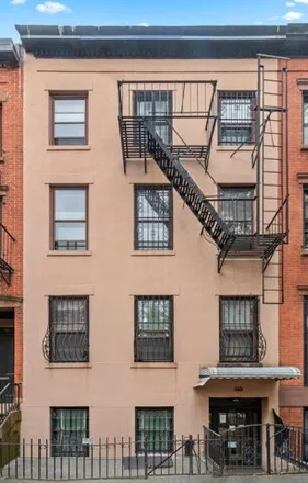 Buy this 7 bed house on 140 Hoyt Street in New York, NY 11201