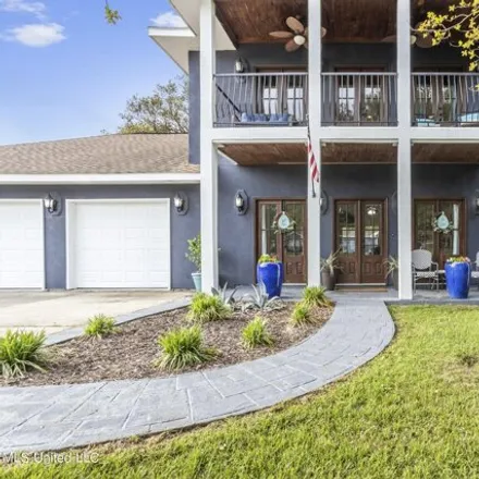 Image 5 - 2106 Whitney Oaks Drive, Ocean Springs, MS 39564, USA - House for sale