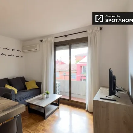 Rent this 3 bed apartment on Passatge de Mercedes in 9, 08024 Barcelona