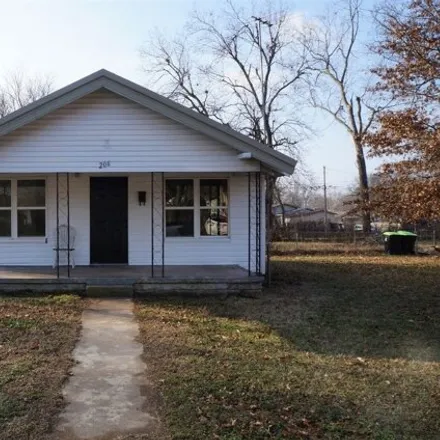 Buy this 3 bed house on 220 West Brule Street in Purcell, OK 73080