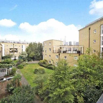 Image 5 - Princes Court, Rope Street, London, SE16 7TY, United Kingdom - Townhouse for rent