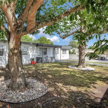 Image 3 - 19140 Northwest 6th Court, Norland, Miami Gardens, FL 33169, USA - House for sale