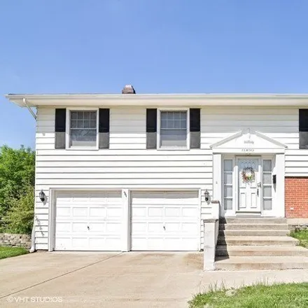 Rent this 4 bed house on 23w063 Blenheim Ct in Glen Ellyn, Illinois