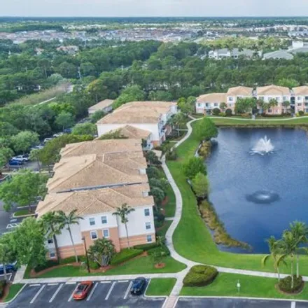 Buy this 3 bed condo on unnamed road in Palm Beach Gardens, FL