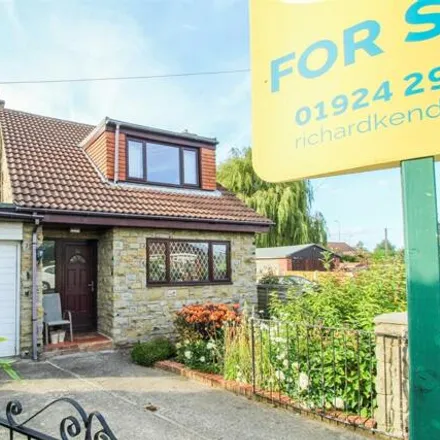 Buy this 3 bed house on 15 Newsholme Lane in Durkar, WF4 3BD