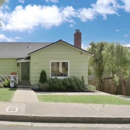 Buy this 4 bed house on 278 Fairmont Avenue in Vallejo, CA 94590