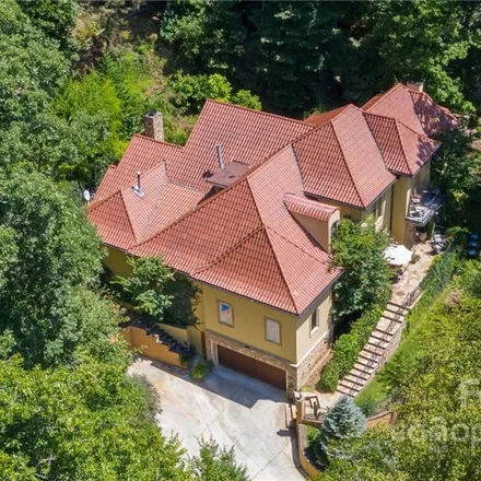 Image 7 - Old Toll Road, Asheville, NC 28804, USA - House for sale