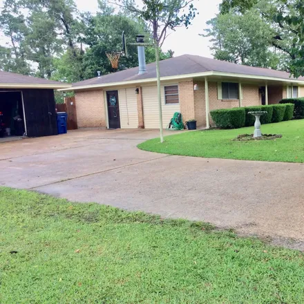 Buy this 3 bed house on 300 East Pecan Street in Kirbyville, Jasper County