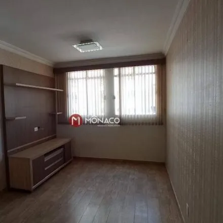 Rent this 3 bed apartment on Rua Benjamin Franklin in Jamaica, Londrina - PR