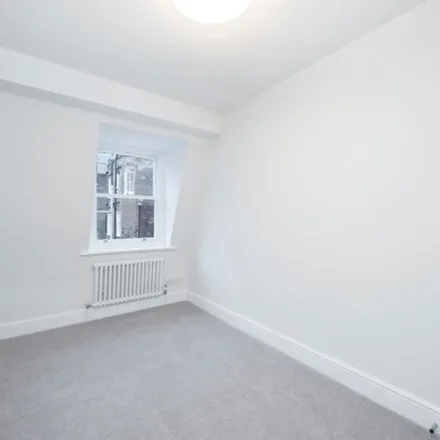 Image 7 - Aminex, 7 Gower Street, London, WC1E 6DP, United Kingdom - Apartment for rent