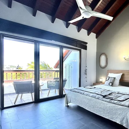 Rent this 3 bed apartment on Sint-Maarten in Sint-Maartenplein 31, 3512 Hasselt