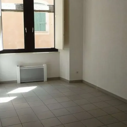 Rent this 2 bed apartment on 89 Boulevard Léon Gambetta in 46000 Cahors, France