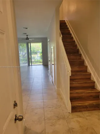 Image 4 - 615 Northeast 47th Place, Park Haven, Deerfield Beach, FL 33064, USA - Townhouse for sale