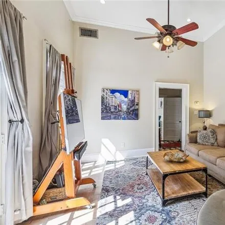 Image 5 - 741 Esplanade Avenue, Faubourg Marigny, New Orleans, LA 70116, USA - Condo for sale