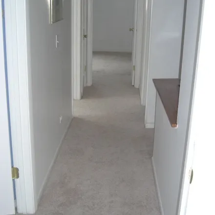 Image 9 - Welkin Apartments, 1425 Ellinwood Street, Des Plaines, IL 60016, USA - Apartment for rent