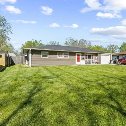 Image 2 - 322 Lynwood Drive, New Whiteland, IN 46184, USA - House for sale
