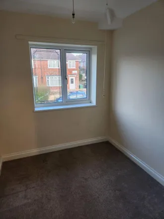 Image 5 - Studfold View, Leeds, LS14 6SZ, United Kingdom - Duplex for rent