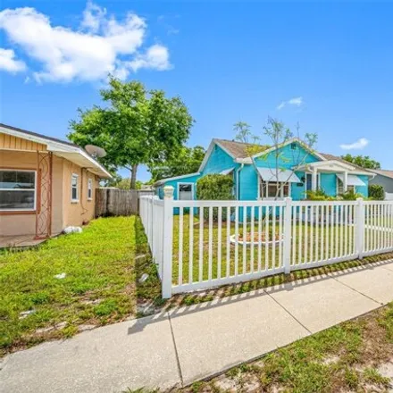 Image 4 - 38th Avenue North & 43rd Street North, 38th Avenue North, Saint Petersburg, FL 33710, USA - House for sale
