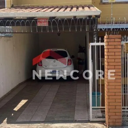Buy this 3 bed house on Rua Joaquim Távora in Sabará, Londrina - PR