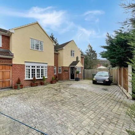 Buy this 6 bed house on St Peter's-in-the-fields in Braintree, CM7 9AR