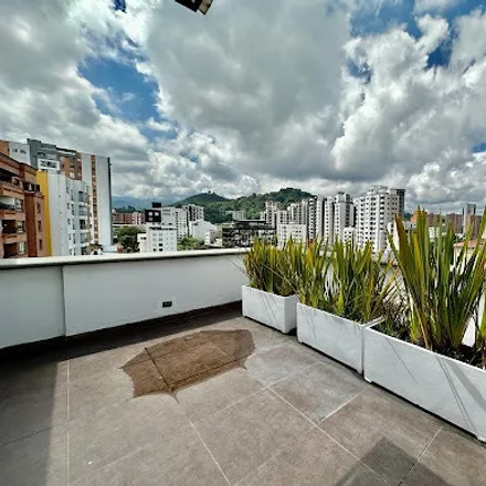Buy this 4 bed apartment on Calle 11 in Los Alpes, 660003 Perimetro Urbano Pereira