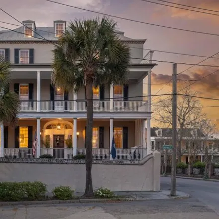 Buy this 5 bed house on 36 Laurens Street in Charleston, SC 29401