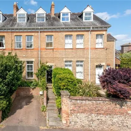 Buy this 5 bed townhouse on 6 Wilton Grove in Taunton, TA1 4HA