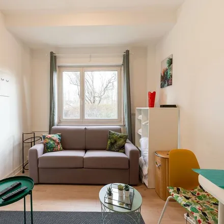 Image 9 - Mulhouse, Haut-Rhin, France - Apartment for rent
