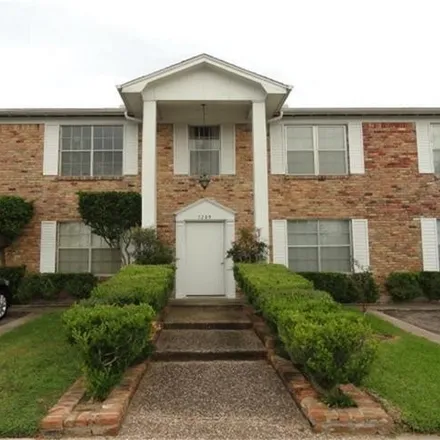 Buy this 2 bed condo on 7247 Beechnut Street in Houston, TX 77074