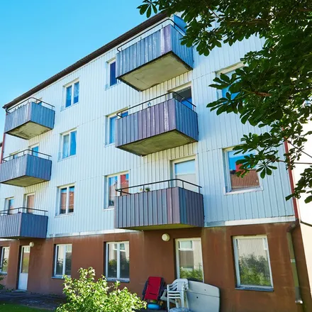 Rent this 3 bed apartment on Alidebergsgatan 15A in 15B, 15C