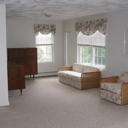 Rent this 6 bed house on Bonnet Shores Rd in Narragansett, RI