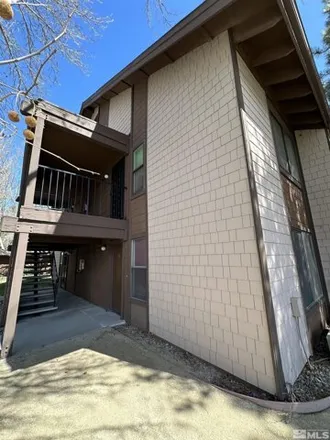 Buy this 2 bed condo on 7-Eleven in East Peckham Lane, Reno