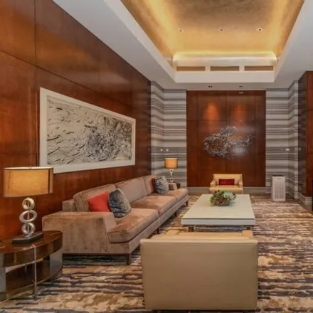 Image 4 - 420 East 72nd Street, New York, NY 10021, USA - Condo for sale