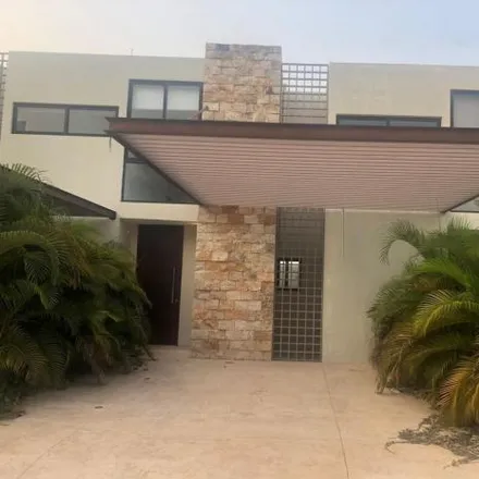 Rent this 3 bed house on unnamed road in Temozón Norte, 97110 Mérida