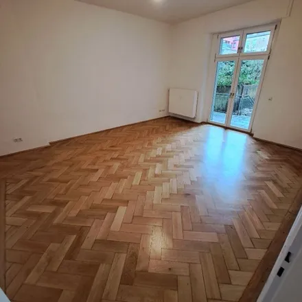Rent this 4 bed apartment on Güntherstraße 22 in 47051 Duisburg, Germany