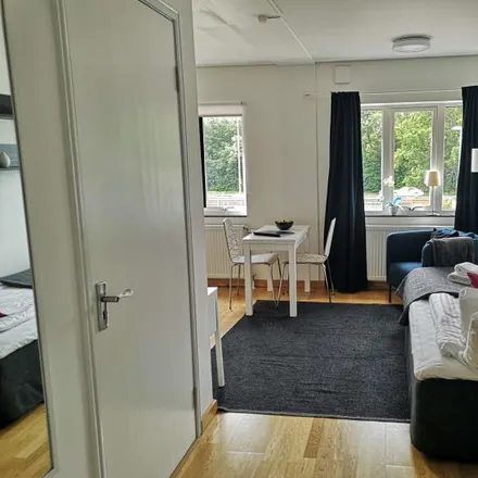 Rent this studio apartment on Skarpskyttevägen 5B  Lund 226 42