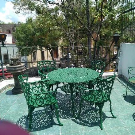 Rent this 2 bed house on Callejón del Romance 32 in 58000 Morelia, MIC