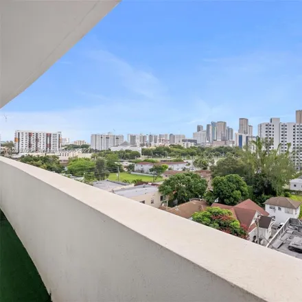 Image 1 - 36 Northwest 6th Avenue, Miami, FL 33128, USA - Loft for rent