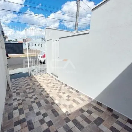 Rent this 2 bed house on Rua Albino Triques in Parque Jardim Santa Felícia, São Carlos - SP