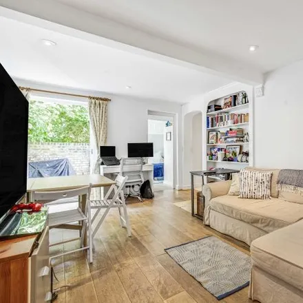 Rent this 3 bed apartment on Epirus Road in London, SW6 7UJ