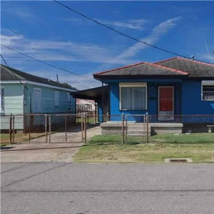 Buy this 3 bed house on 716 Carmadelle Street in Walkertown, Marrero