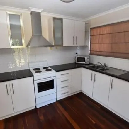 Image 4 - Scenery Street, West Gladstone QLD 4680, Australia - Apartment for rent