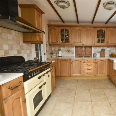 Image 5 - South Road, Corfe Mullen, BH21 3HY, United Kingdom - House for sale